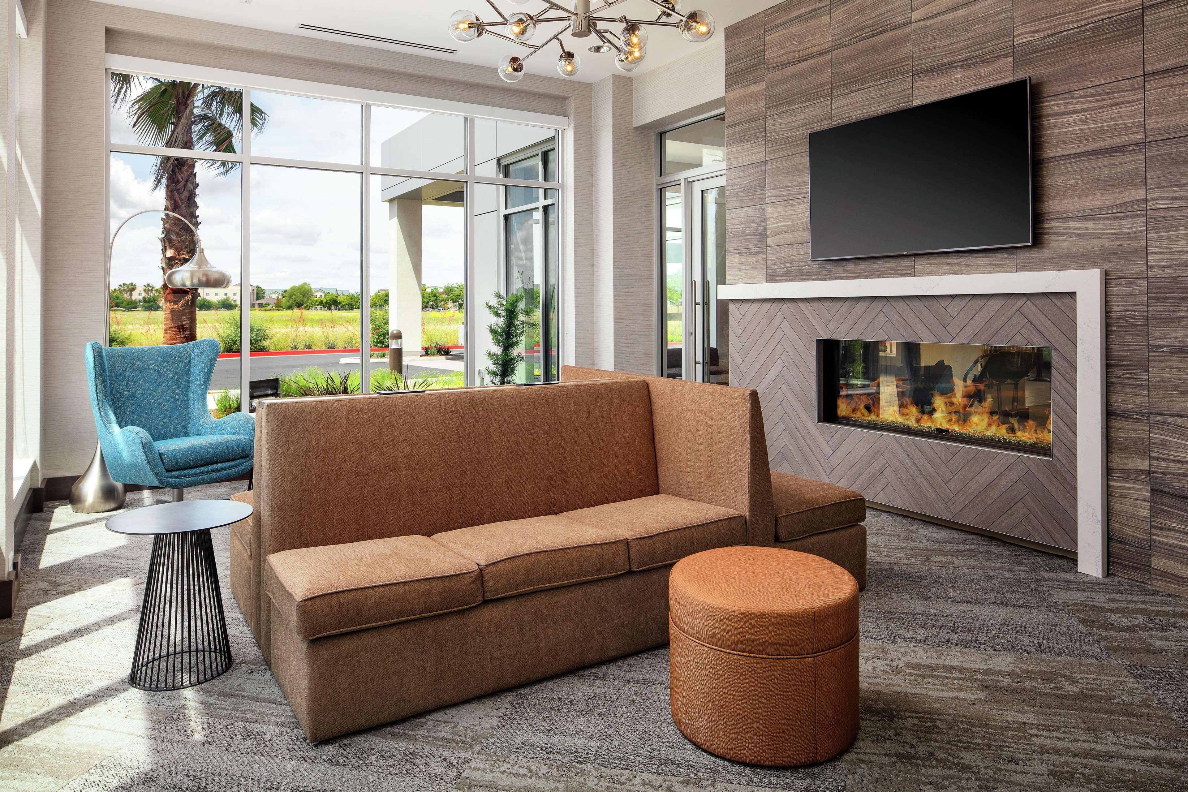 Hilton Garden Inn Sacramento Airport Natomas Esterno foto